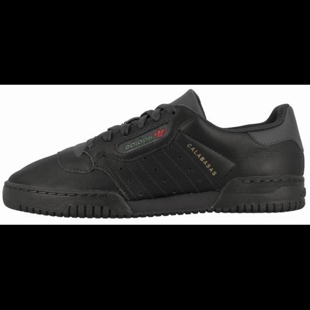 Brand new never worn yeezys